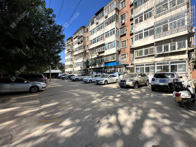北京理工大学家属楼实景图