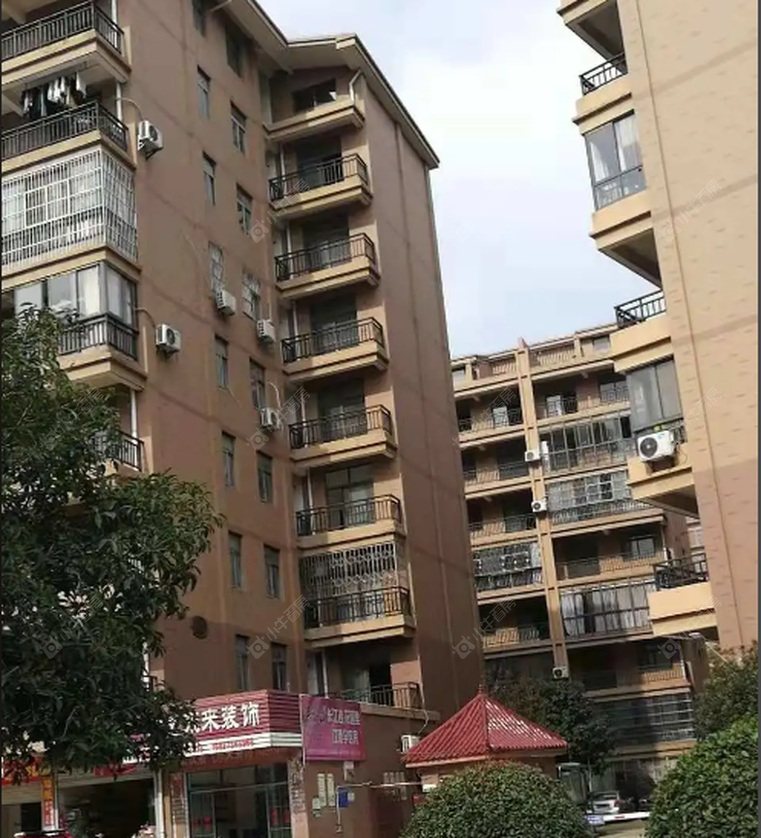 实景绿茵小镇实景图
